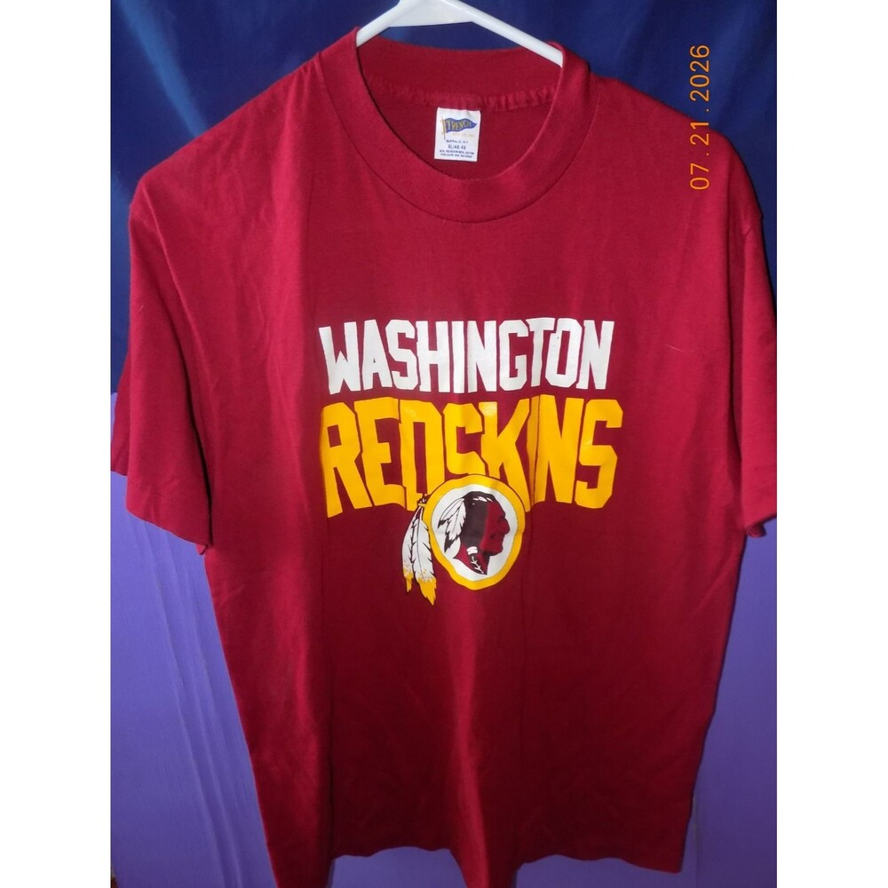 Vintage Washington Redskins Commanders t-shirt size XL Trench